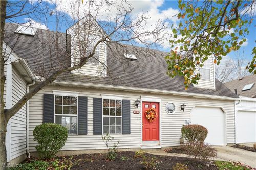 2855 Tinkers Lane, Twinsburg, OH, 44087 | Card Image