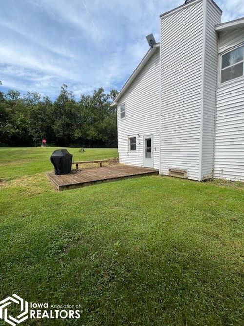 17329 Highway 2, Centerville, IA, 52544-8605 | Card Image