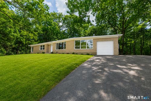 2 Sherwood Ln, Norwich, CT, 06360-5218 | Card Image