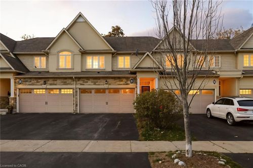 106 Maplevale Dr, Ancaster, ON, L9G0C5 | Card Image