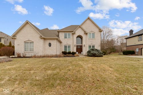 4627 Ridgewood Drive, Zionsville, IN, 46077 | Card Image