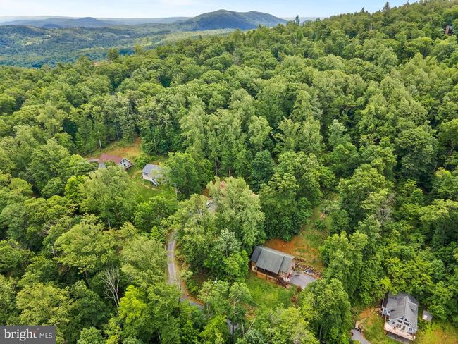 806 Windy Way, House other with 3 bedrooms, 3 bathrooms and null parking in FRONT ROYAL VA | Image 44