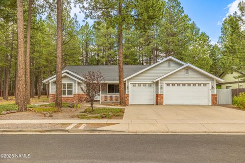 2011 W Fresh Aire St, Flagstaff, AZ, 86001-2861 | Card Image