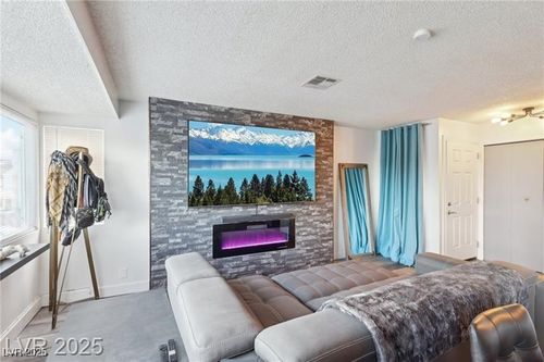unit-a-5007 Spencer St, Las Vegas, NV, 89119-2172 | Card Image