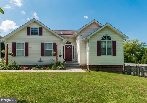 308 Redwood Ct, Harpers Ferry, WV, 25425-3169 | Card Image
