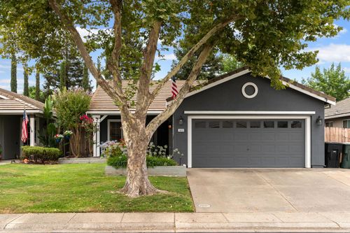 1012 Vanston Way, Roseville, CA, 95747-6432 | Card Image