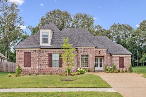 70 Valleyview Ln, Oakland, TN, 38060-5016 | Card Image