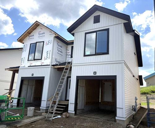 42 Concord Rise, Sylvan Lake, AB, T4S0N7 | Card Image
