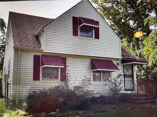13116 Crennell Ave, Cleveland, OH, 44105-4702 | Card Image