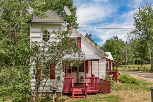 570 Maplewood Road, Parsonsfield, ME, 04047 | Card Image