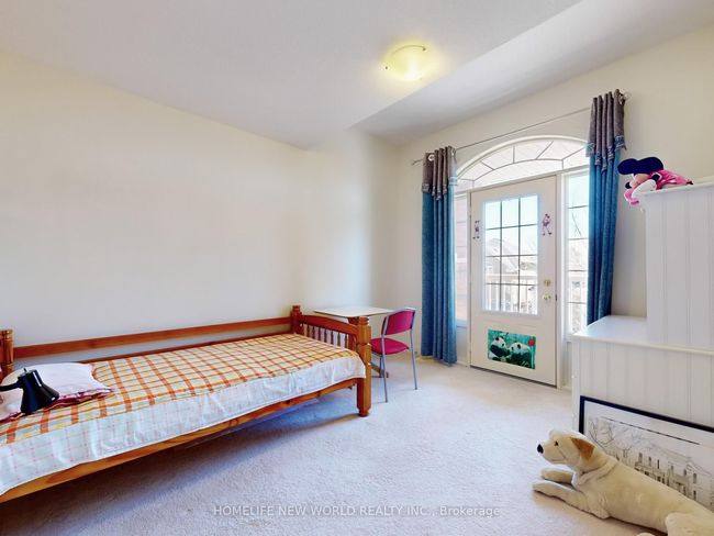 18 Freesia Rd, House other with 3 bedrooms, 3 bathrooms and 4 parking in Brampton ON | Image 24