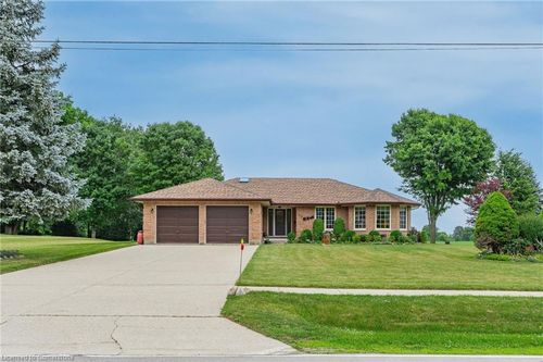 100 Baird St S, Bright, ON, N0J1B0 | Card Image
