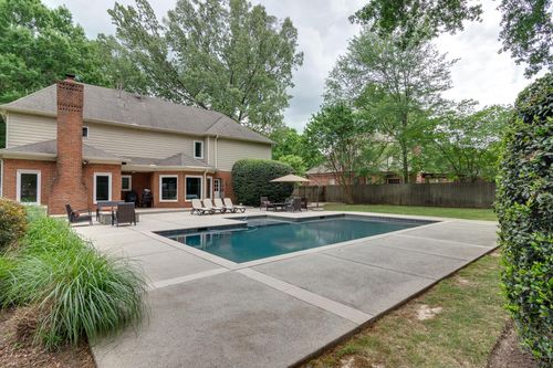 2085 Deerwoods Cv, Germantown, TN, 38139-5622 | Card Image