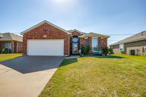 1209 Spanish Moss Dr, Burleson, TX, 76028-9396 | Card Image