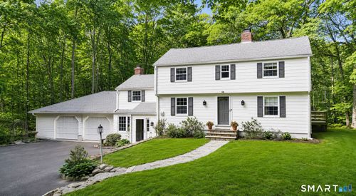 493 Valley Rd, New Canaan, CT, 06840-3818 | Card Image
