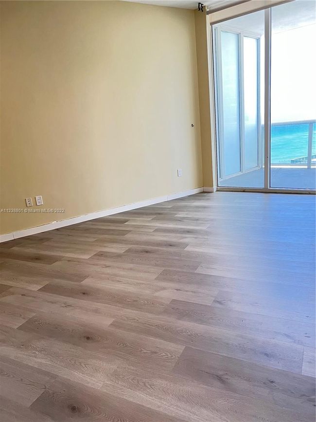APT-707 - 16001 Collins Ave, Condo with 3 bedrooms, 3 bathrooms and null parking in Sunny Isles Beach FL | Image 21