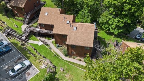 1-3 Gray Rock Dr, Vernon, NJ, 07462-4590 | Card Image