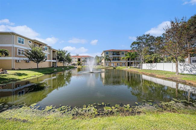 APT-303 - 5065 Royal Palms Way, Condo with 3 bedrooms, 2 bathrooms and null parking in New Port Richey FL | Image 28
