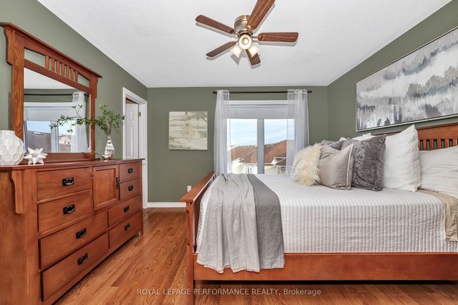 A - 22 Steel St, House attached with 3 bedrooms, 3 bathrooms and 1 parking in Gloucester ON | Image 23