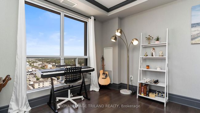 2303 - 330 Ridout St S, Condo with 2 bedrooms, 2 bathrooms and null parking in London ON | Image 23
