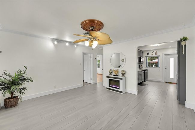 230 Nw 52 Nd Ct, House other with 2 bedrooms, 1 bathrooms and null parking in Fort Lauderdale FL | Image 5