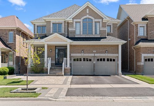 237 William Graham Dr, Aurora, ON, L4G0W4 | Card Image