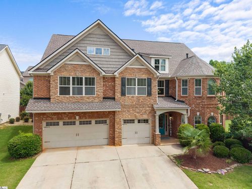 135 Creek Shoals Dr, Simpsonville, SC, 29681-6580 | Card Image