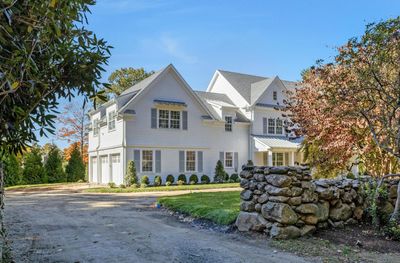 197 Carter Street, House other with 5 bedrooms, 6 bathrooms and null parking in New Canaan CT | Image 2