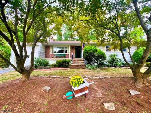 6 Wildwood Trl, Boonton, NJ, 07005-1039 | Card Image