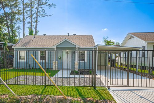 4111 Beggs St, Houston, TX, 77009-4005 | Card Image