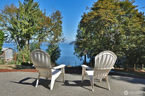 5279 Whitehorse Ln, Langley, WA, 98260-8714 | Card Image