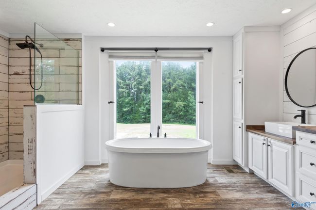 10470 Union Grove Rd, House other with 3 bedrooms, 2 bathrooms and null parking in Union Grove AL | Image 11