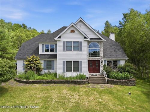 10 Whippoorwill Dr, Saylorsburg, PA, 18353-9785 | Card Image