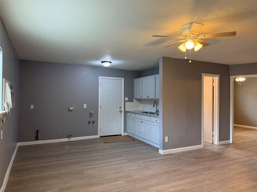 apt-3-8010 Roswell St, Houston, TX, 77022-3282 | Card Image