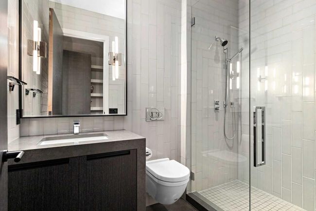 25 Posthill Drive Sw, House other with 4 bedrooms, 4 bathrooms and 8 parking in Calgary AB | Image 36