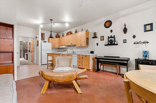 apt-105-800 Freeman Ln, Grass Valley, CA, 95949-7740 | Card Image