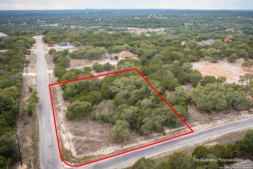 288 Kellog, Fischer, TX, 78623-2138 | Card Image