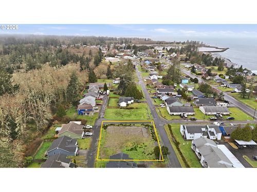 570 7th Ct, Hammond, OR, 97121 | Card Image