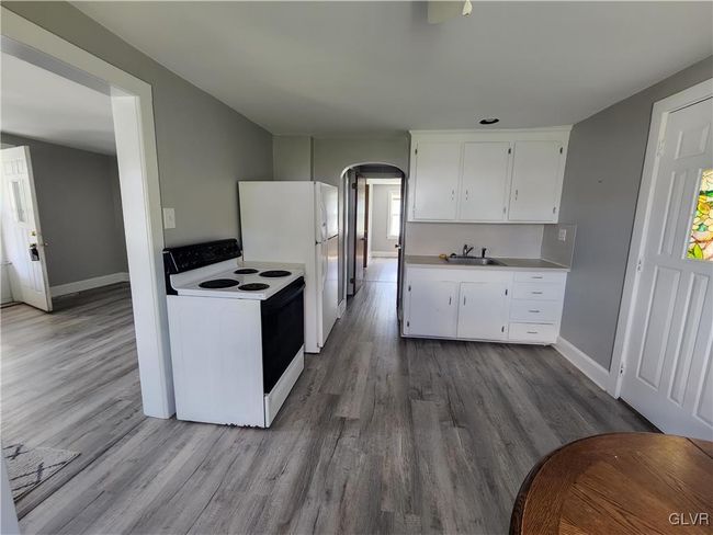 4390 Prior to Tenant moving | Image 38