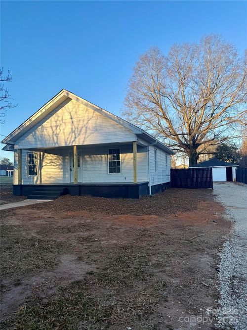 102 S Watterson Street, Kings Mountain, NC, 28086 | Card Image