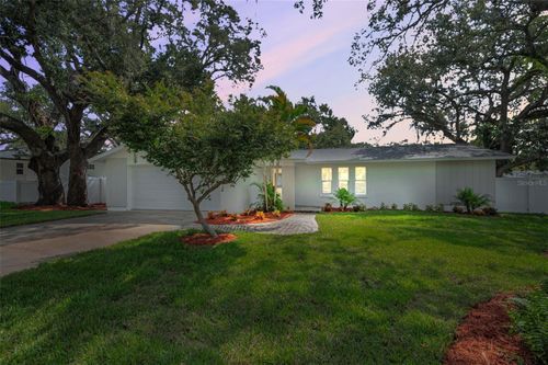908 Highview Dr, PALM HARBOR, FL, 34683-6615 | Card Image