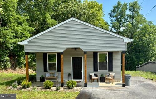 1407 Rising Sun Ave, LANGHORNE, PA, 19047-5036 | Card Image