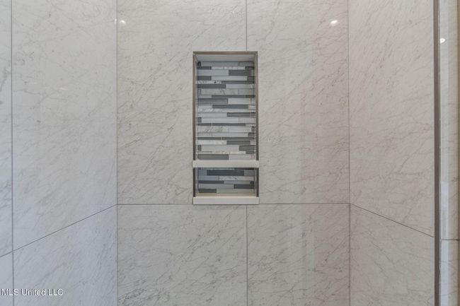 37-web-or-mls-202 Lizzy-48 | Image 37