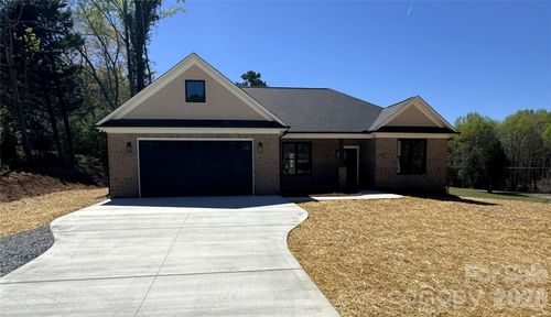 613 Bethany Rd, Albemarle, NC, 28001-8523 | Card Image