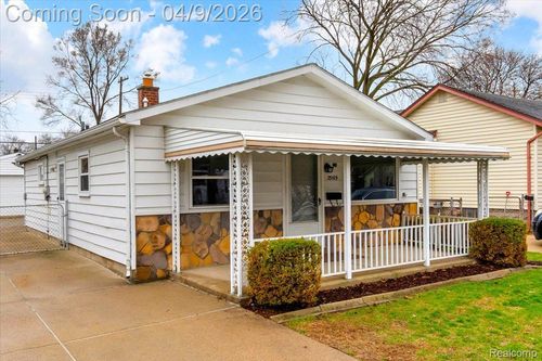 23109 Harding Ave, Hazel Park, MI, 48030-1530 | Card Image