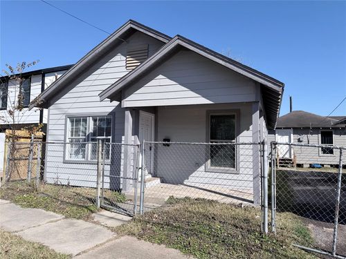3231 Holman St, Houston, TX, 77004-3512 | Card Image
