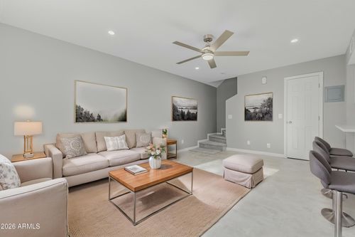 4733 E Belleview St, Phoenix, AZ, 85008-5606 | Card Image