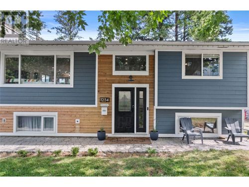 1254 Foxwood Lane, Kamloops, BC, V2C5E3 | Card Image