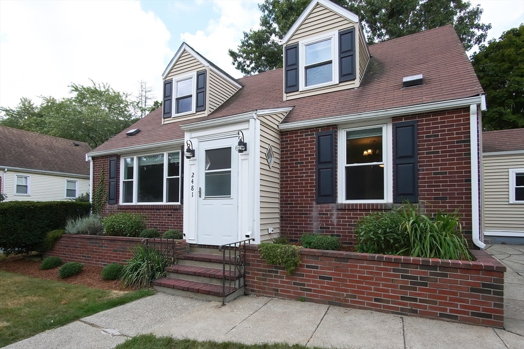 Centre St, West Roxbury, MA 02132