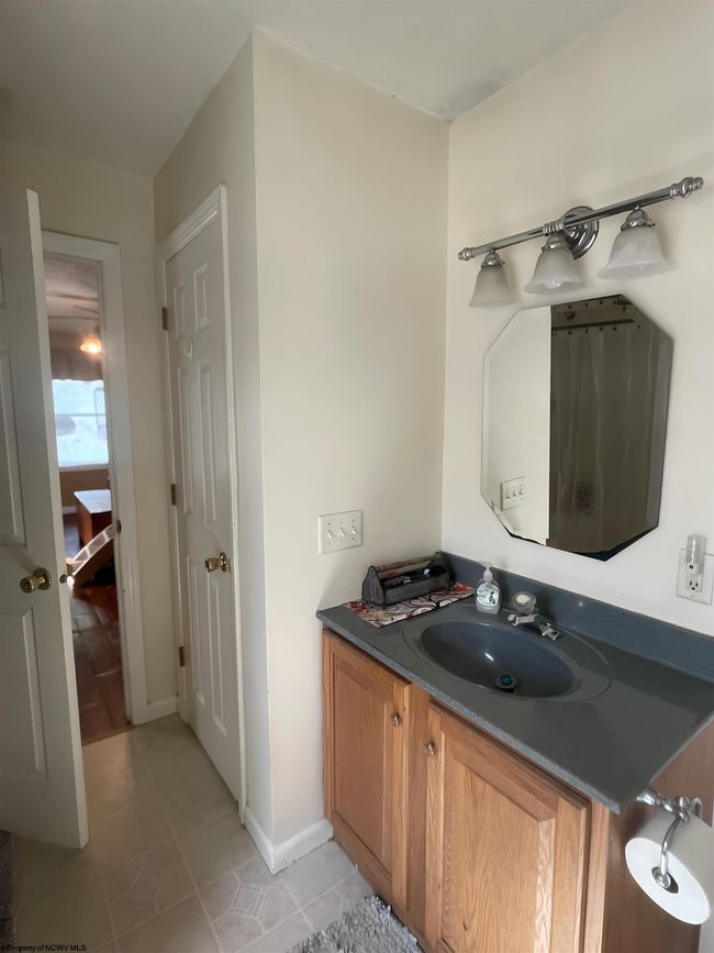 490 Deer Creek Ln, House other with 3 bedrooms, 3 bathrooms and 3 parking in Buckhannon WV | Image 41